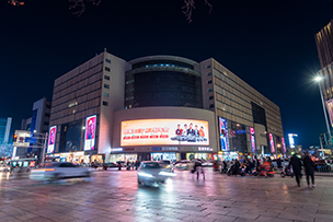 華途傳媒 | 明星齊賀歲 榜單好車惠 長(zhǎng)安汽車聯(lián)合五大爆款單品官宣 出道即爆紅